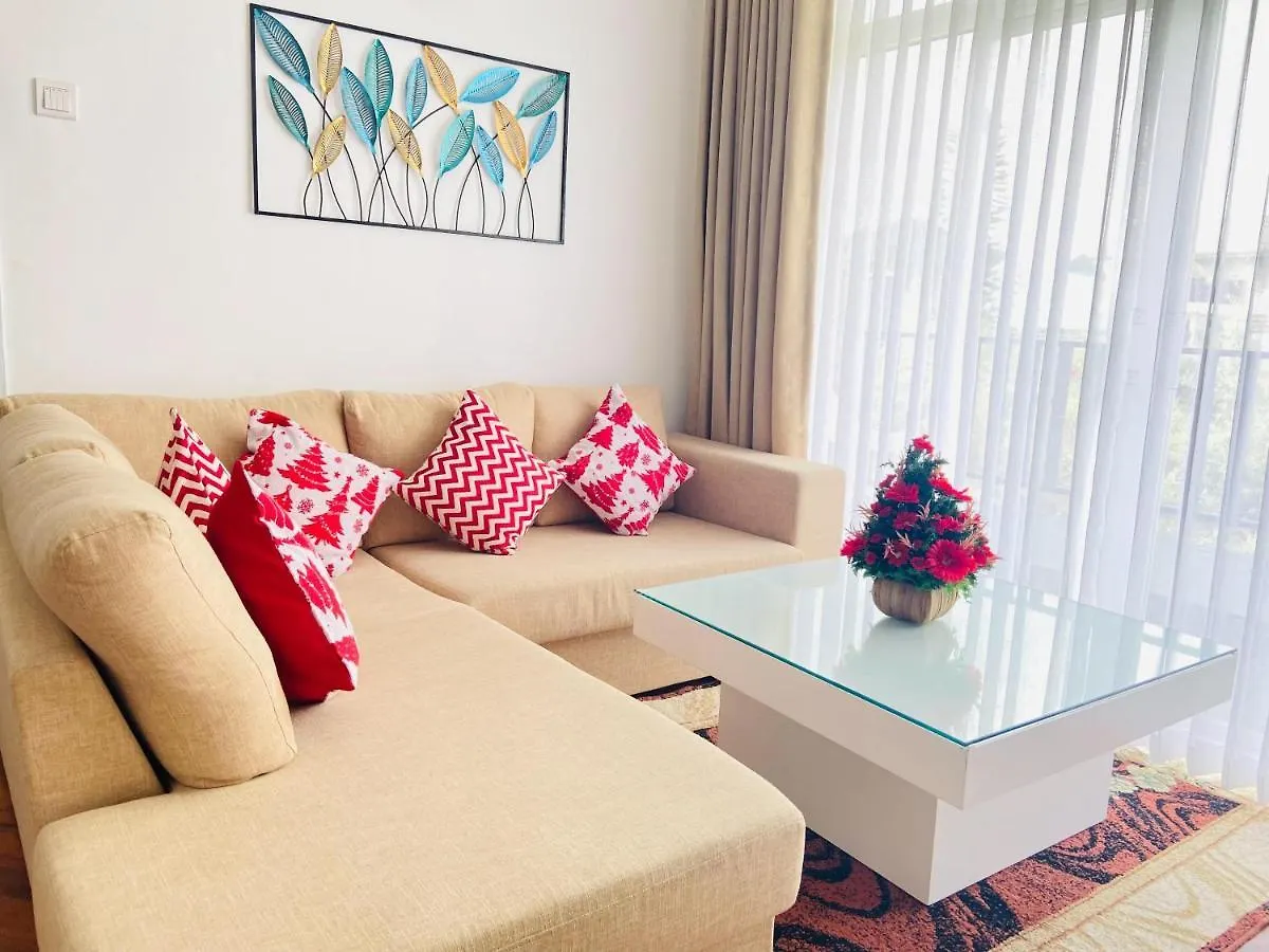 Διαμέρισμα Grand Winterberry - Lake View Luxury Residence Νουβάρα Ελίγια